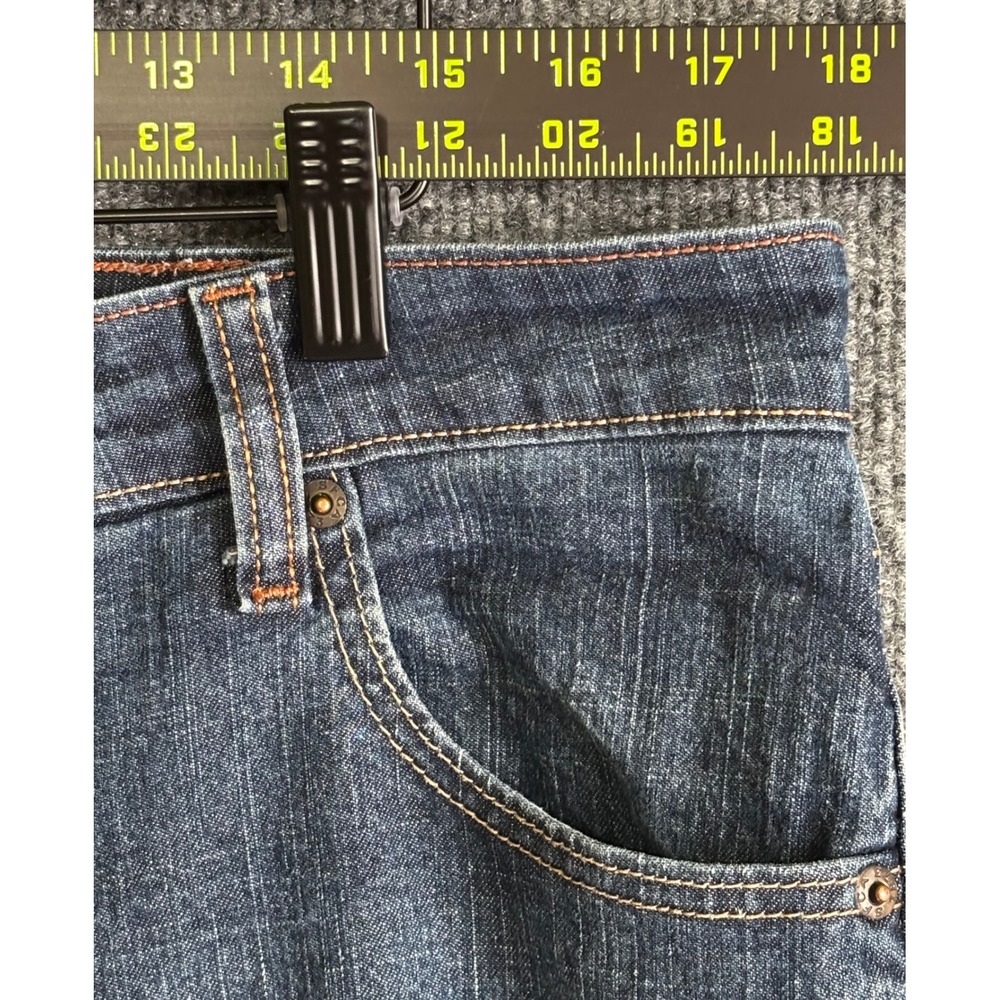 Levi Strauss Signature Stretch Mid Rise Straight Leg Jeans Womens Size 16 Medium - Picture 7 of 7